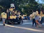 Happy Homecoming! Today W&M ~officially~ kicked off the weekend with the homecoming parade! I love walking in the parade with my sorority @kdalphapi every year- it's so cool seeing all of our awesome alumni & their families line Richmond Road to cheer all of us on. We love a supportive Tribe! 💚 - @laurenreheuser
